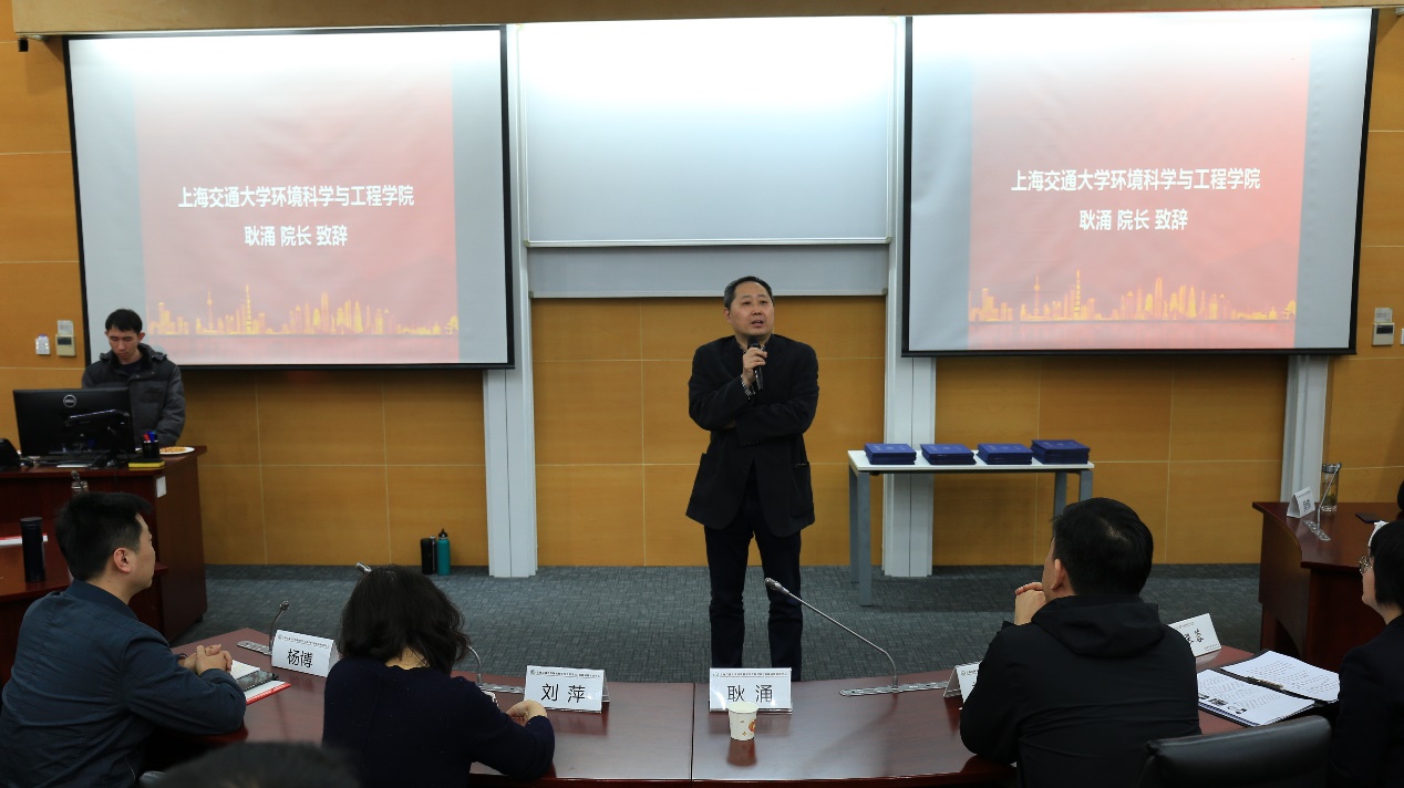 05e19e28e06ca4112ebd41022605fe92.jpg 05e19e28e06ca4112ebd41022605fe92.jpg