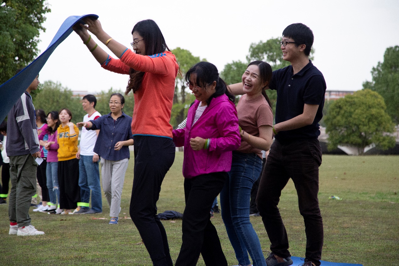 d4334e8ed69a47f7783595156bc8bebc.jpg d4334e8ed69a47f7783595156bc8bebc.jpg